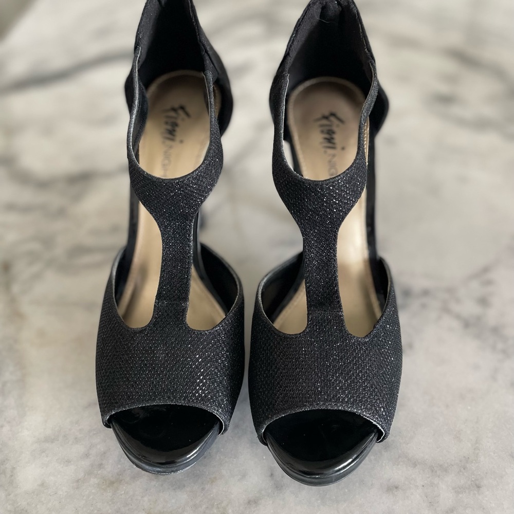 Fioni Night by Christian Siriano Black 4” Heels - Size 8